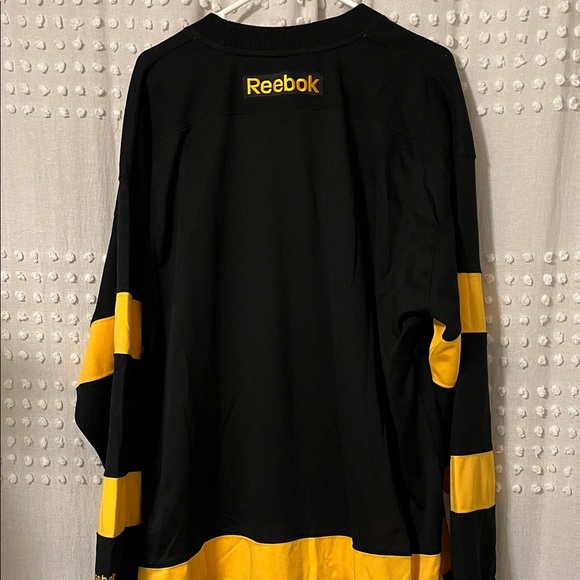Reebok Black and Yellow Boston Bruins Jersey - Picture 7 of 9